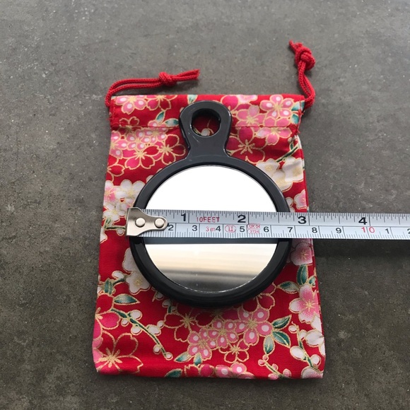 Hand Mirror & Pouch - Picture 3 of 11